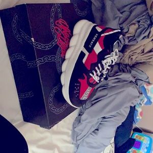 Versace Chain reaction women’s sneakers size 11